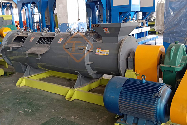 攪齒造粒機 (4).jpg